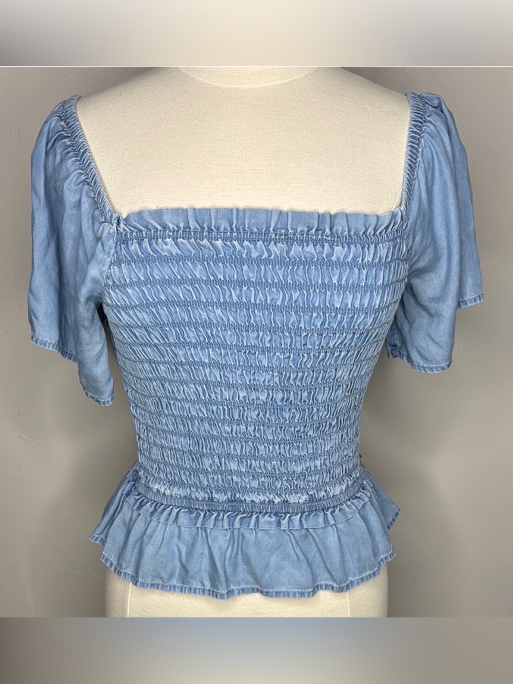 Tommy Hilfiger Blue Smocked Short Sleeve Square Neck Ruffle Bottom Top Small